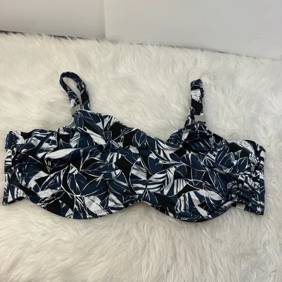 Miraclesuit SILVER GRAY Surplice Underwire Bikini Swim Top - Picture 2 of 7